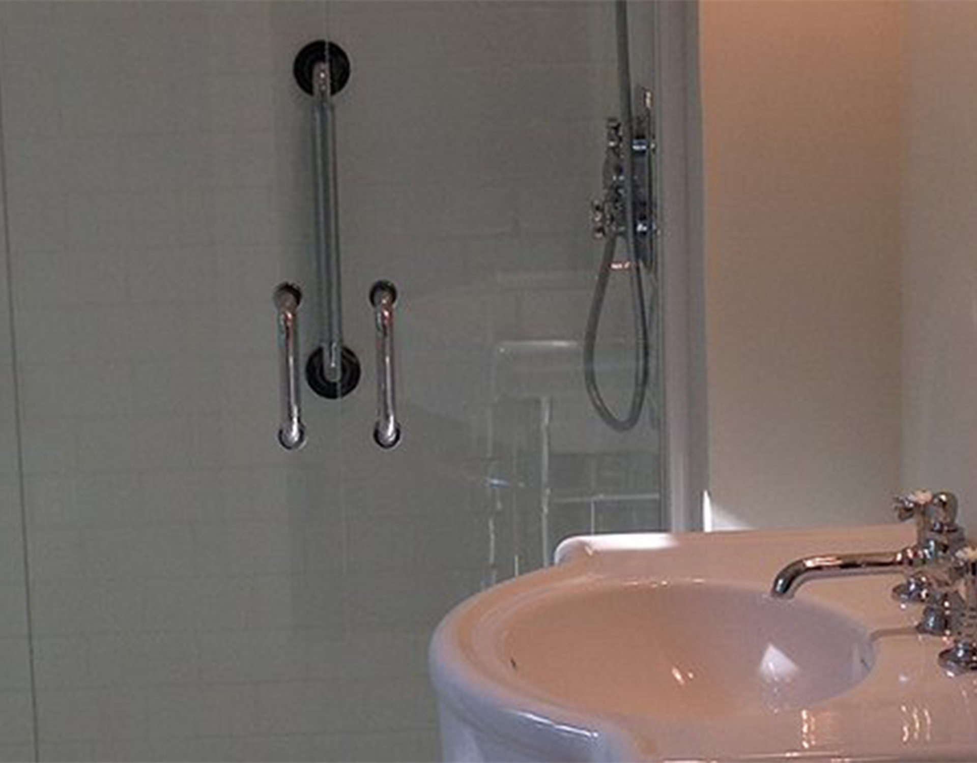 1_0005_IMG_0001.jpg.1042x350_q85_box-0,765,1536,1281_crop_detail