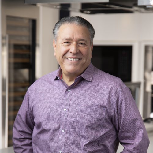 Mario Mercone, Caplan's Appliances Sales Representative